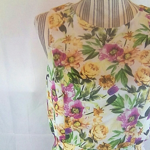 Forever 21 White w/ Floral Print Open Back Elastic Waist Lined Dress Size Large - Picture 2 of 6